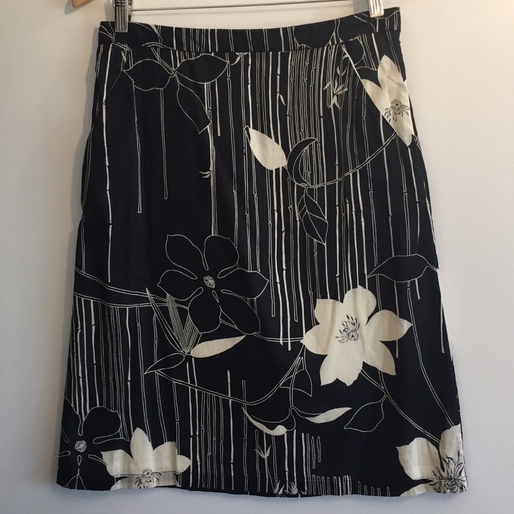 French Connection graphic flower skirt